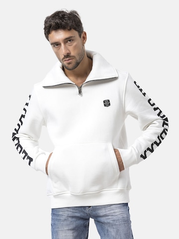 Sweat-shirt CIPO & BAXX en blanc : devant