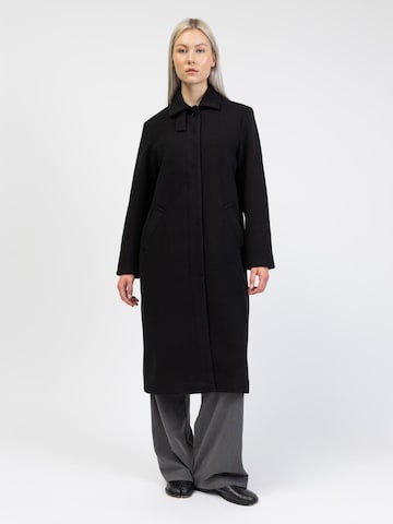 BROKE + SCHÖN Wintermantel in Schwarz: Vorderseite