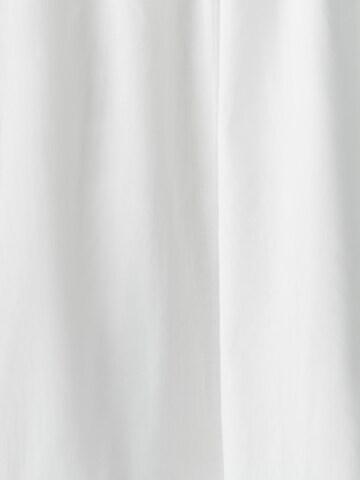 Robe d’été 'Acamar' Willa en blanc