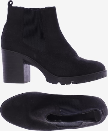 TOPSHOP Dress Boots in 40 in Black: front