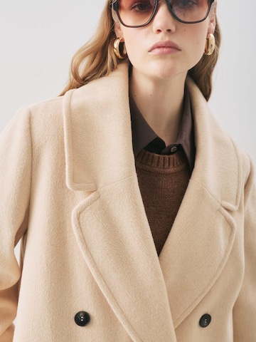 MANUKA Winter Jacket in Beige