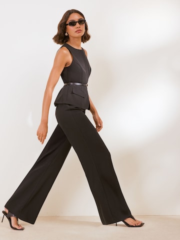 Friends Like These Jumpsuit i sort