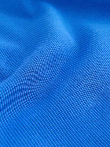 Next Топ в Синий