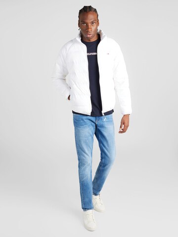 Tommy Jeans Jacke 'ESSENTIAL' in Weiß