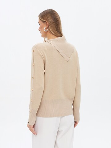 Passioni Sweater in Beige