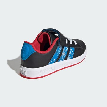 Baskets 'Marvel Spider-Man Grand Court' ADIDAS SPORTSWEAR en noir