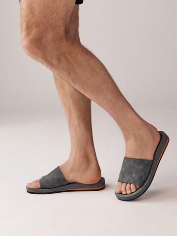 Next - Zapatos abiertos 'Motion Flex' en gris