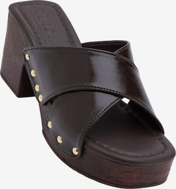 Limoya Mules 'Jamela' in Brown: front