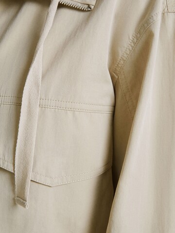 Bershka Övergångsjacka i beige