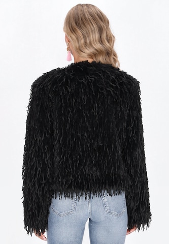 IZIA - Chaqueta de entretiempo 'Fashion Look' en negro
