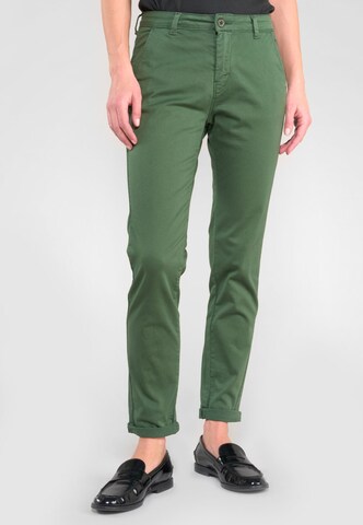 Regular Pantalon chino 'Dyli 6' Le Temps Des Cerises en vert : devant