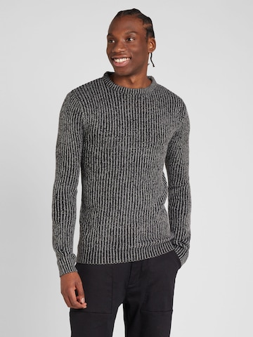 BRAVE SOUL Sweater in Black: front