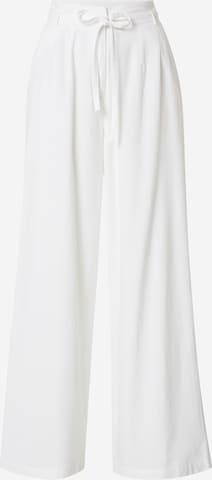 Tally Weijl Wide leg Pants in White: front