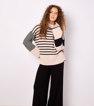 Pull-over Apricot en gris