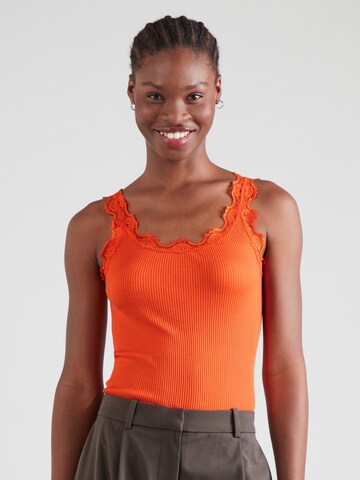 rosemunde Top in Red: front