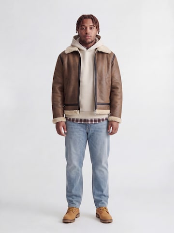 Veste mi-saison 'JORNORREBRO' Jack & Jones Plus en marron