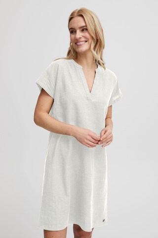 Oxmo - Vestido 'Oxanette' em branco: frente