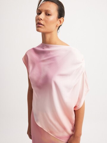 NA-KD Top in Pink: front