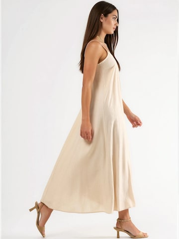Busem - Vestido em bege