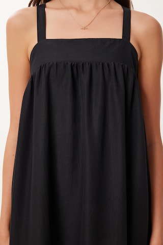 Robe d’été Happiness İstanbul en noir