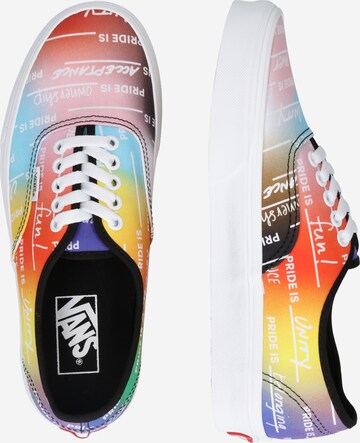 Baskets basses 'Authentic' VANS en mélange de couleurs