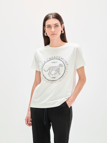T-shirt Lola Casademunt en blanc : devant