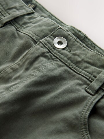 Next regular Bukser i grøn