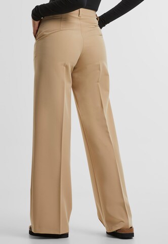 Wide Leg Pantalon à pince Urban Classics en beige