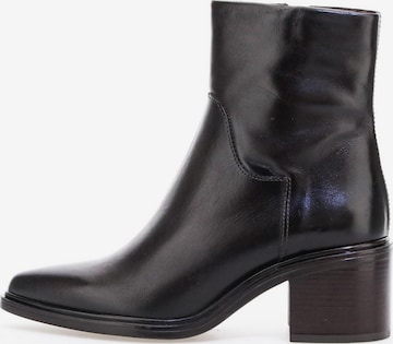 MJUS Ankle Boots 'Merano' in Brown: front