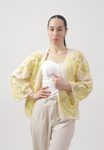 Elara Pullover i gul: forside