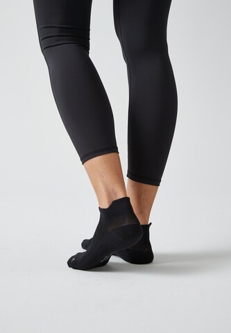 SNOCKS Ankle Socks in Black