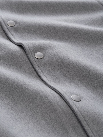 TOM TAILOR DENIM Tussenjas in Grijs