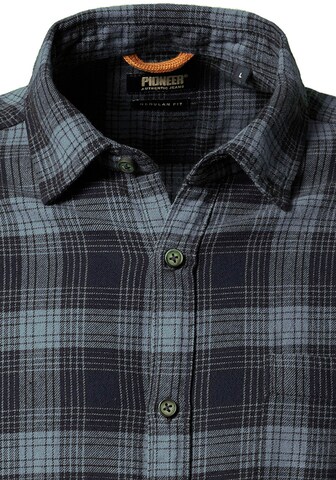 PIONEER Regular fit Button Up Shirt in Grey