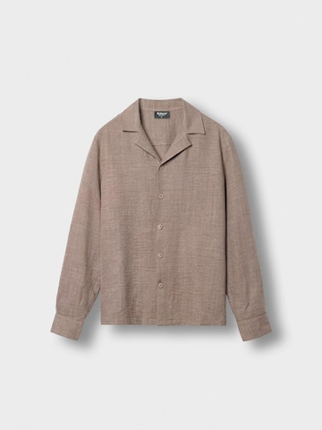 Burocs Button Up Shirt in Grey: front
