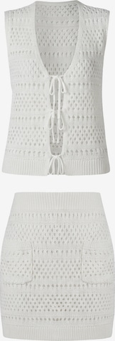 Imily Bela Костюм в Белый: спереди