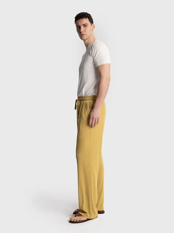 Wide leg Pantaloni di Giesto in giallo