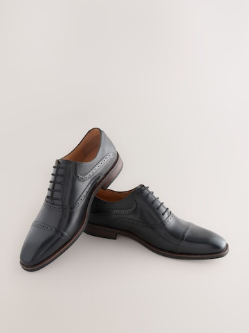 Chaussure à lacets Next en noir