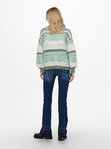 Pullover 'ADINA' di ONLY in verde