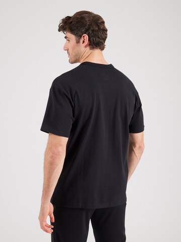 Tricou de la Nike Sportswear pe negru