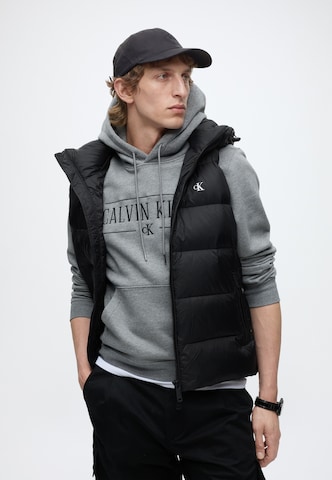 Calvin Klein Jeans - Colete em preto