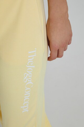 Tapered Pantaloni di The Jogg Concept in giallo