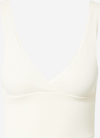 Trendyol Top in White: front