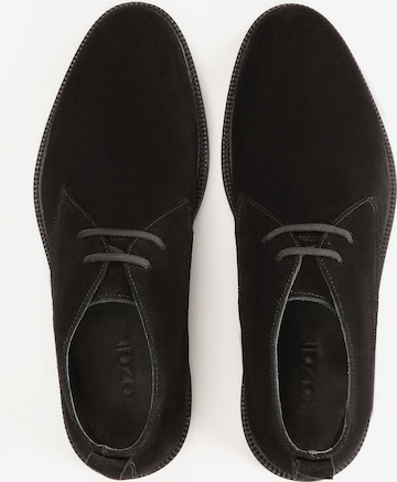 Kazar Chukka Boots in Black