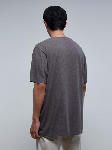 Scalpers Bluser & t-shirts i grå