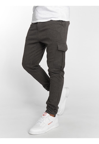 DEF Tapered Cargo Pants 'Gringo' in Grey: front