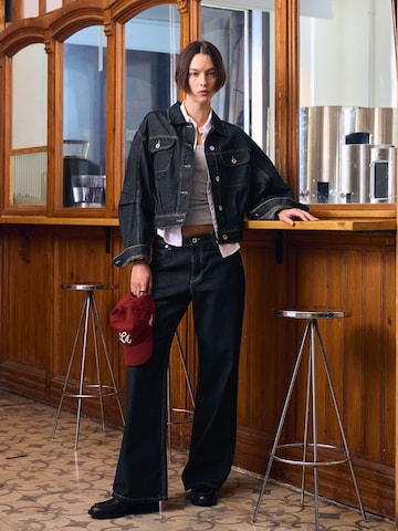 Bershka Between-season jacket in Blue