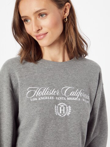 HOLLISTER Sweatshirt in Grey