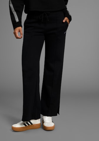 FAYN SPORTS Regular Workout Pants in Black