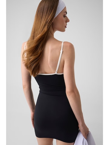 GUESS Kleid in Schwarz