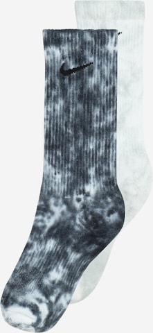 Nike Sportswear Socken 'Everyday Plus' in Grün: predná strana